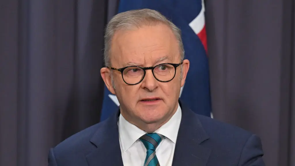 Australia Lands Record $1.7 Billion Defense Deal With Canada